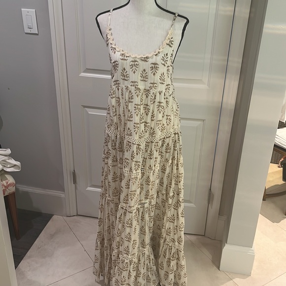 Guadalupe Dress, cream & gold - Picture 1 of 5